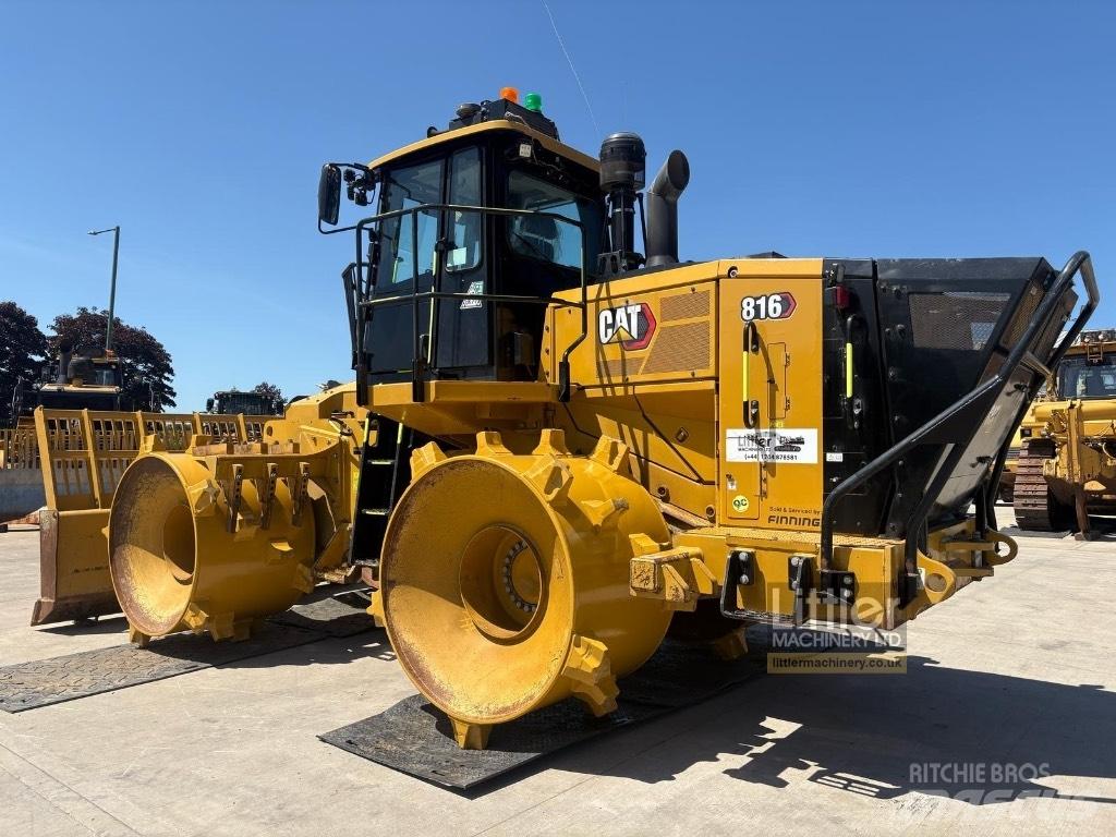 CAT 816 Skládkové kompaktory