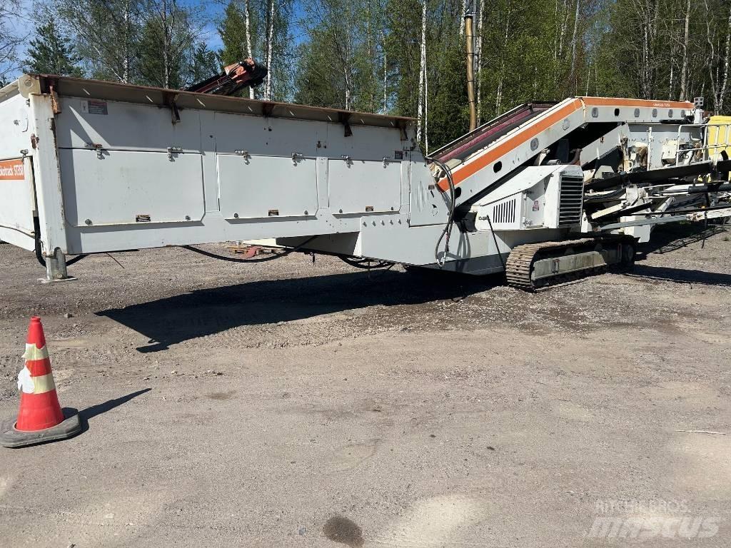 Metso ST 358 Mobilní třídiče