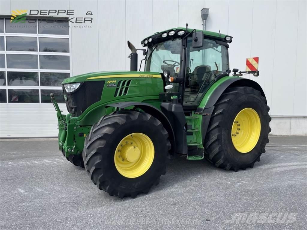 John Deere 6175R Traktory