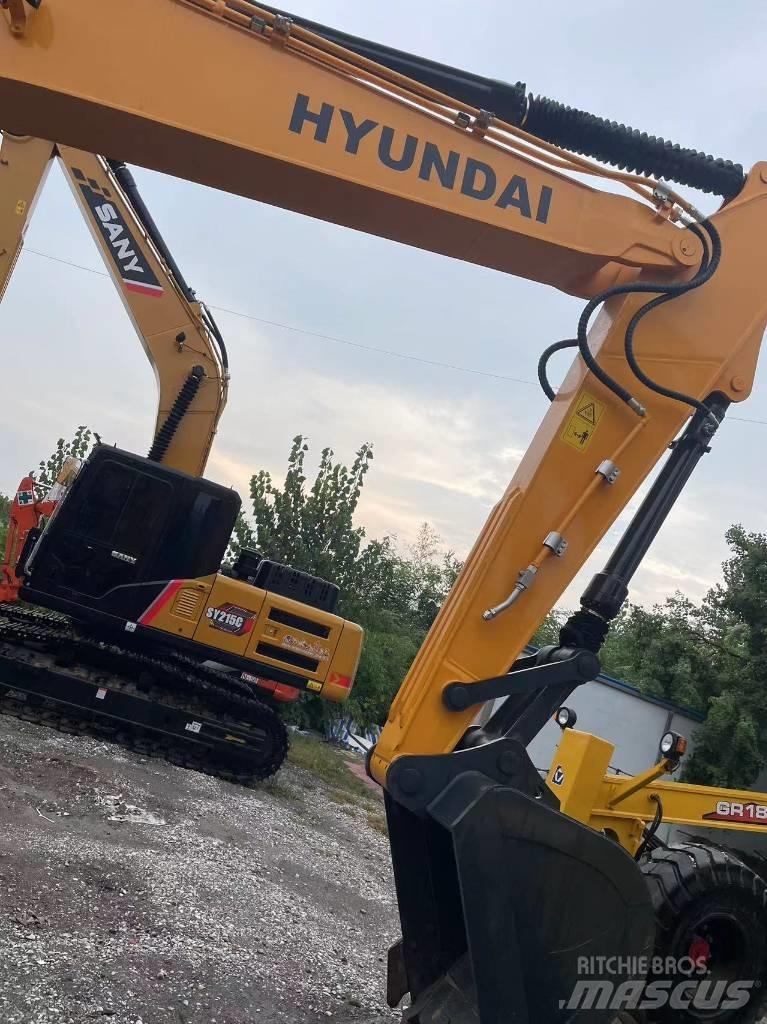 Hyundai R220 Pásová rýpadla