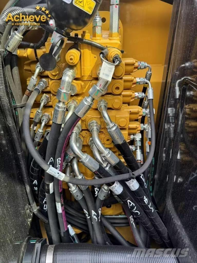 CAT 305.5 E CR Mini rýpadla < 7t