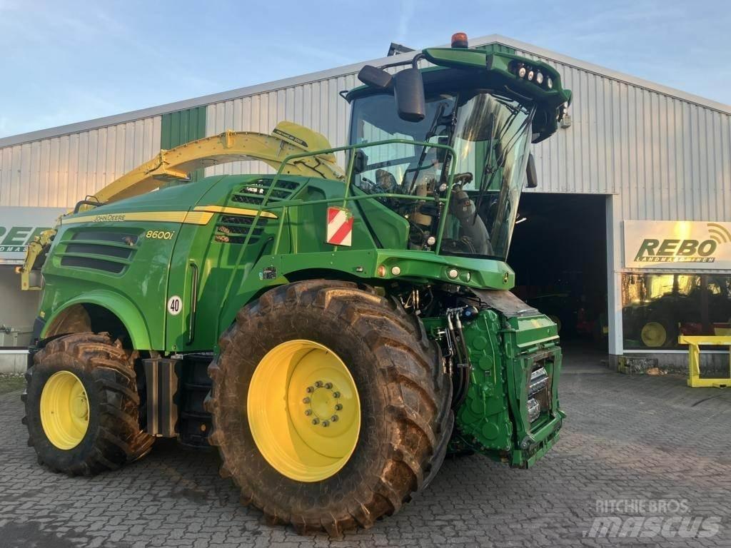John Deere 8600 Sklízecí řezačka