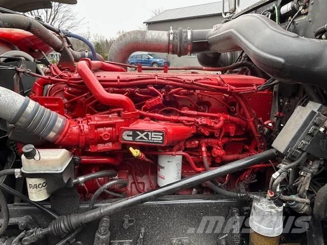 Peterbilt 389 Tahače