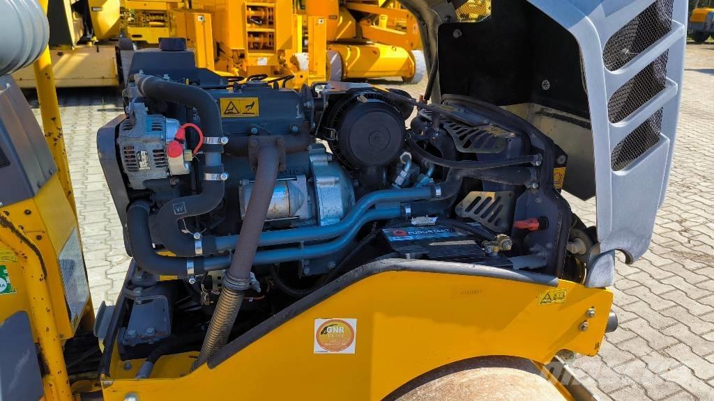 Hamm HD 10 C VV Tandemové válce
