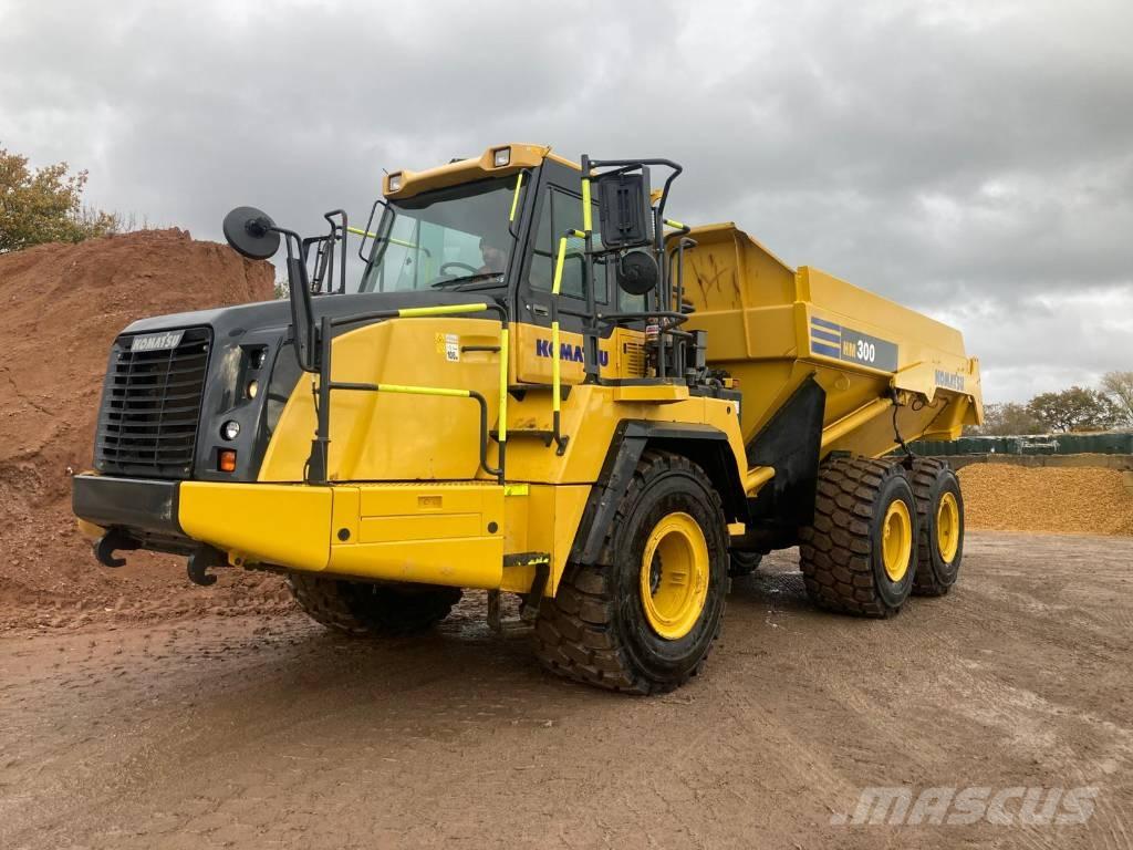 Komatsu HM300-5E0 Kloubové dempry
