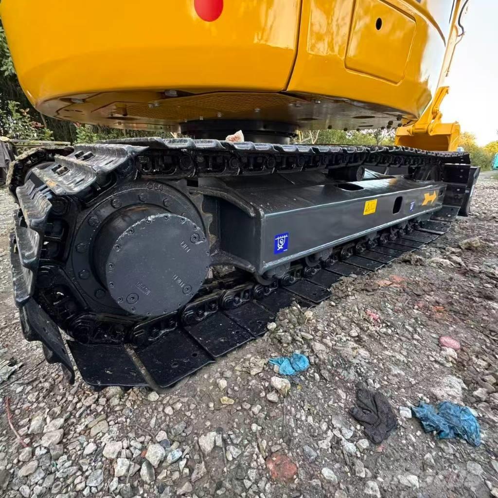 Komatsu PC 78 US Midi rýpadla 7t - 12t