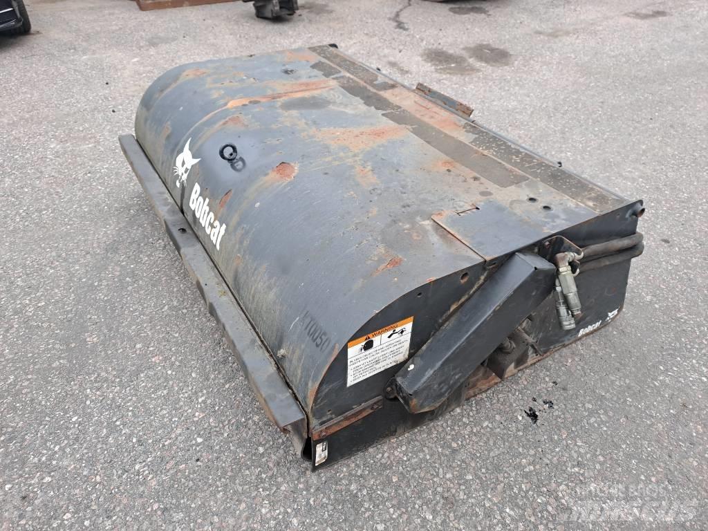 Bobcat 72 KAUHAHARJA Zametací kartáče