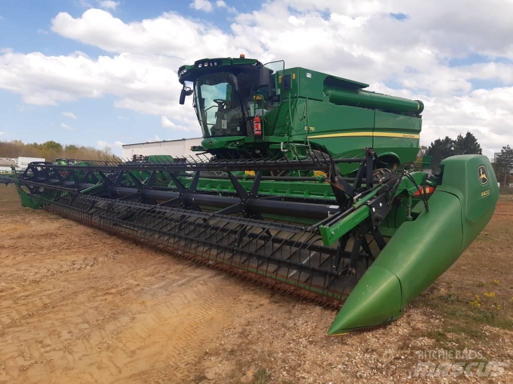 John Deere 640 D Kombajnové hlavice