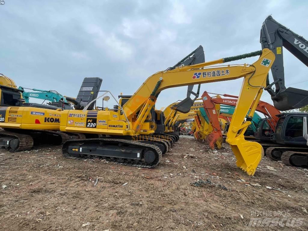 Komatsu PC 220 Pásová rýpadla