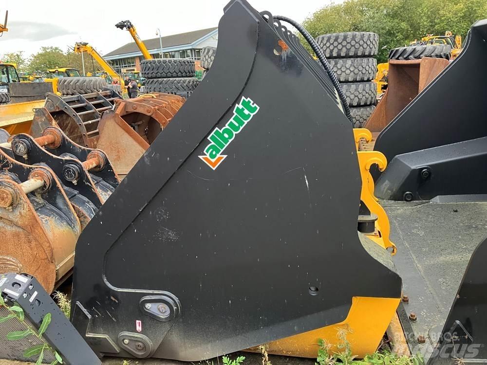 Volvo L 120 F Kolové nakladače