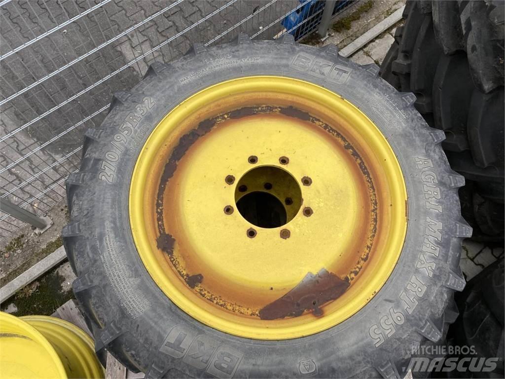 BKT 270/95R32 Pneumatiky, kola a ráfky