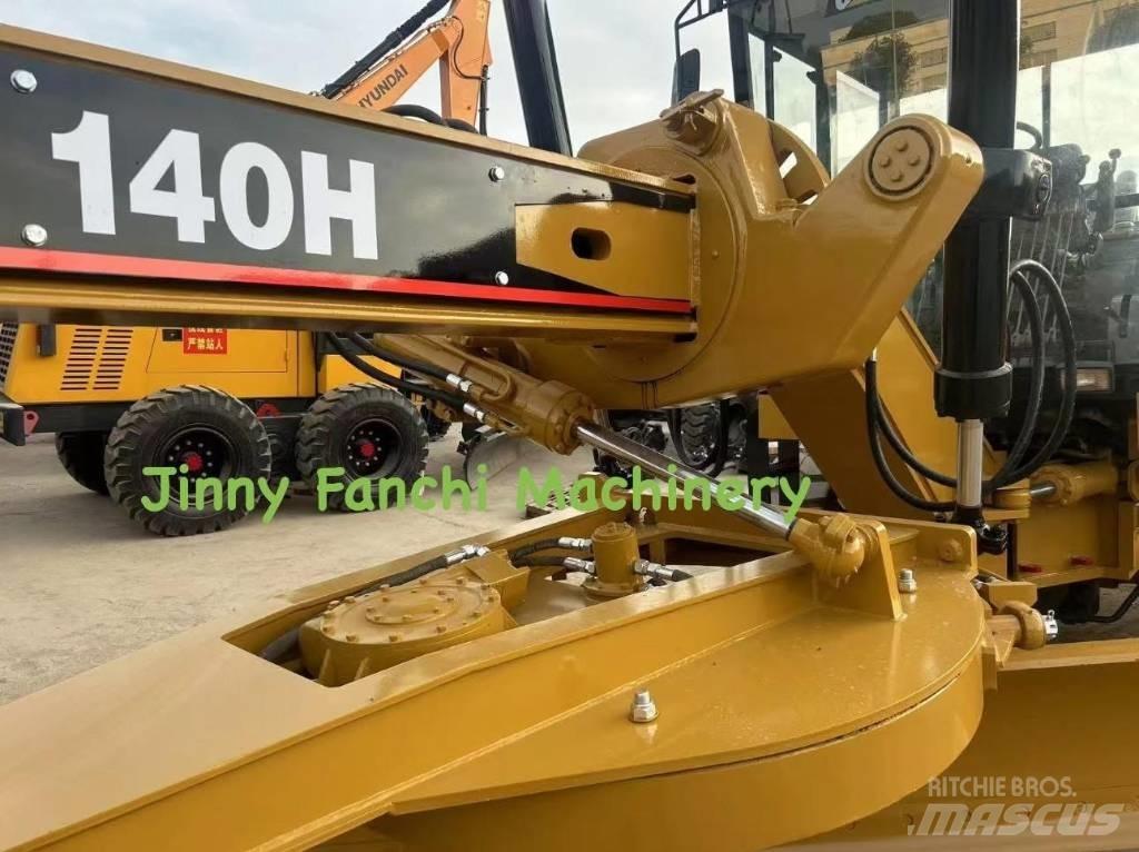 CAT 140 Grejdry