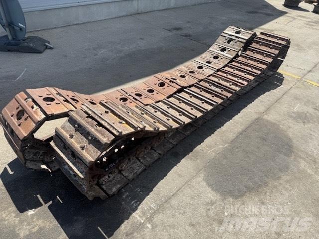 CAT 953 C PODWOZIE Pásy, řetězy a podvozek