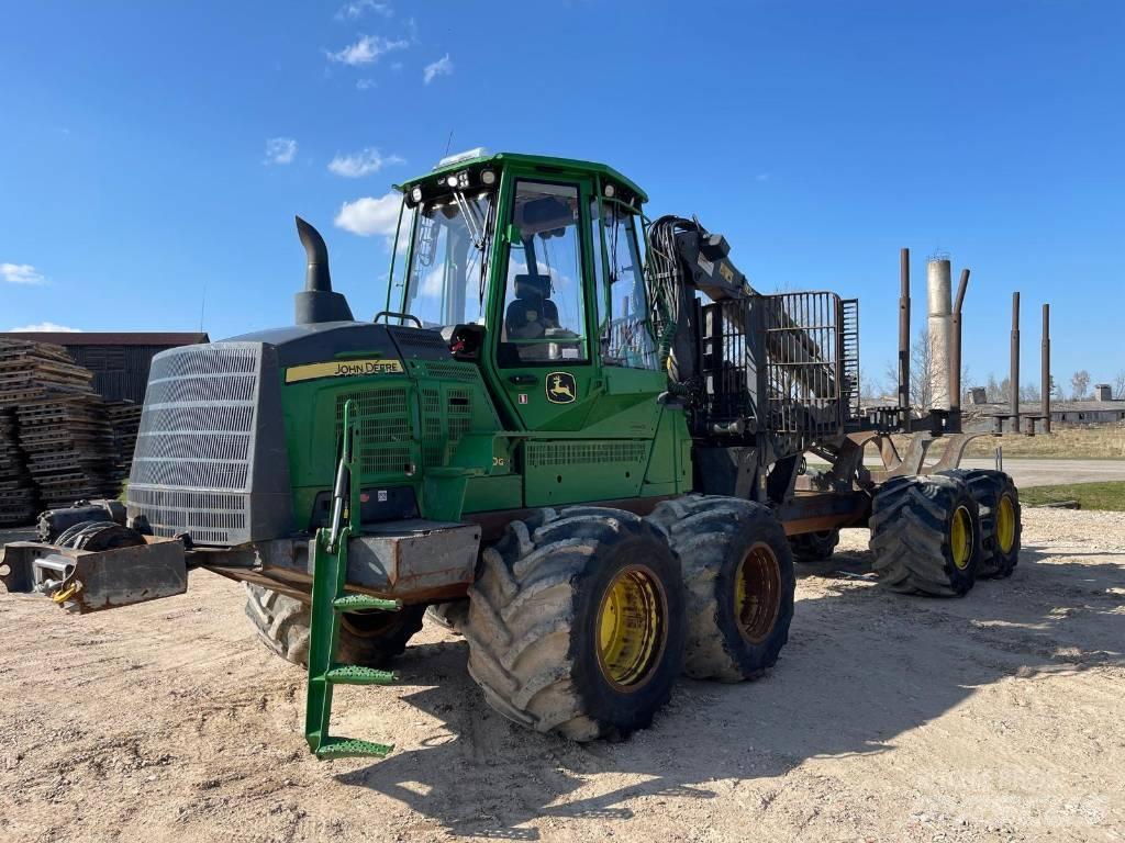 John Deere 1510G Vyvážecí traktory