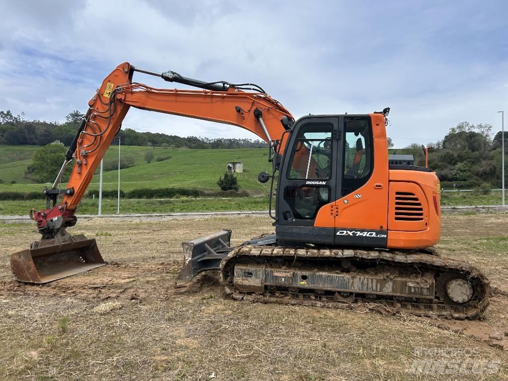 Doosan DX 140 Pásová rýpadla