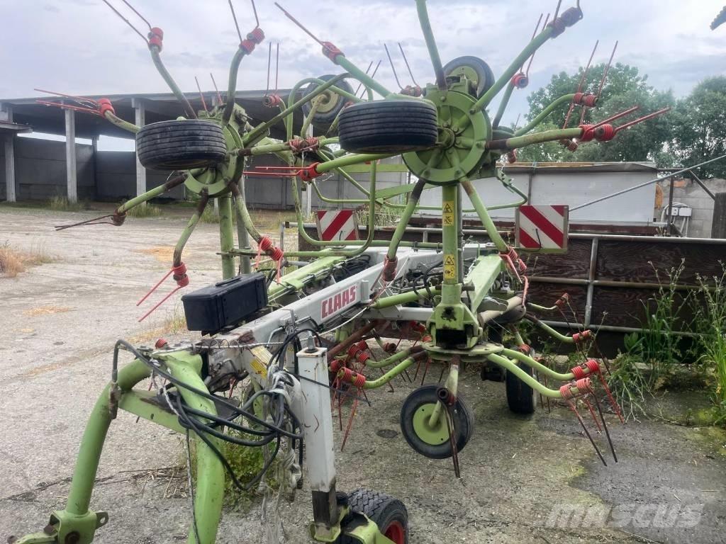 CLAAS Volto 1050 T Obraceče a shrabovače sena