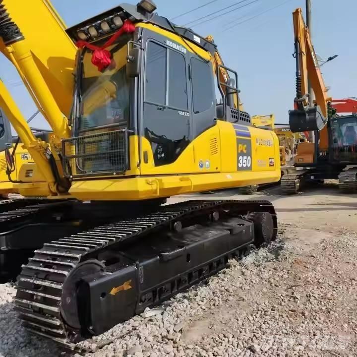 Komatsu PC350 Pásová rýpadla