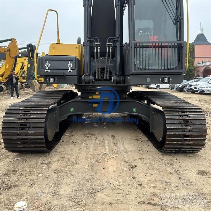 Volvo EC 240 Pásová rýpadla