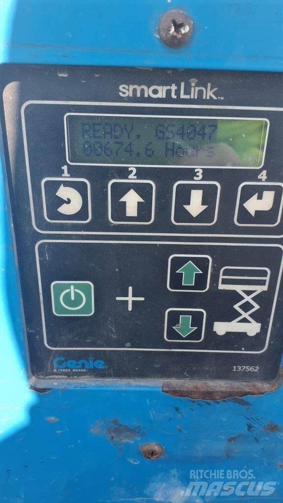 GENIE GS4047 Nůžková zvedací plošina