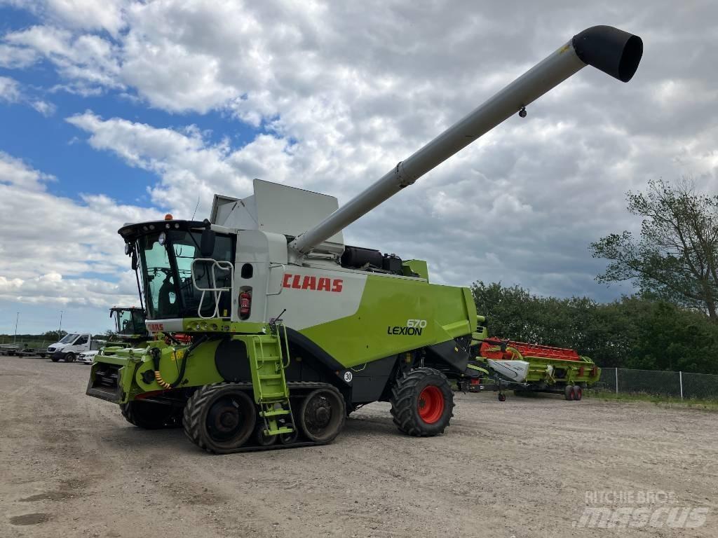 CLAAS LEXION 670 TT Sklízecí mlátičky