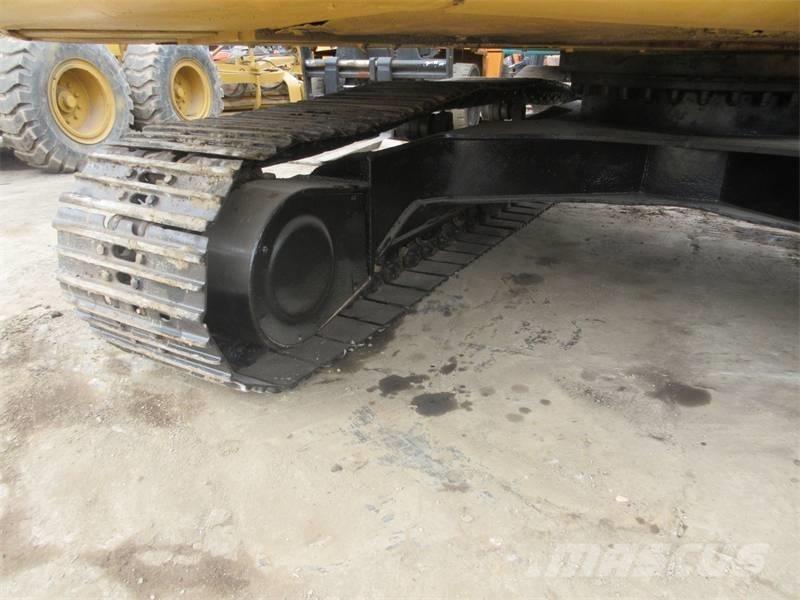 CAT 320 B L Pásová rýpadla