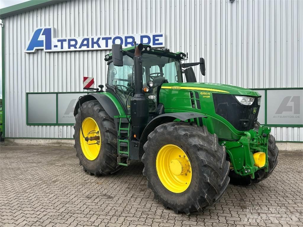 John Deere 6250R Traktory