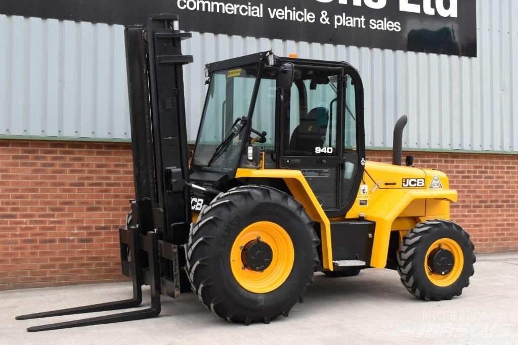 JCB 940 Terénní vysokozdvižné vozíky