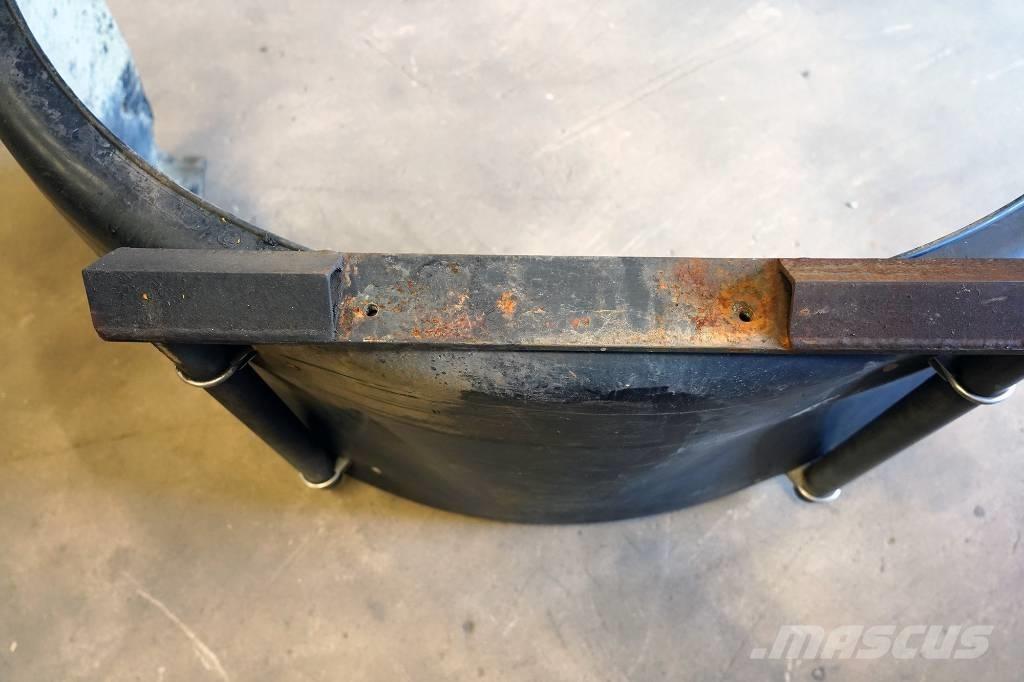  Stort stänkskydd Pneumatiky, kola a ráfky