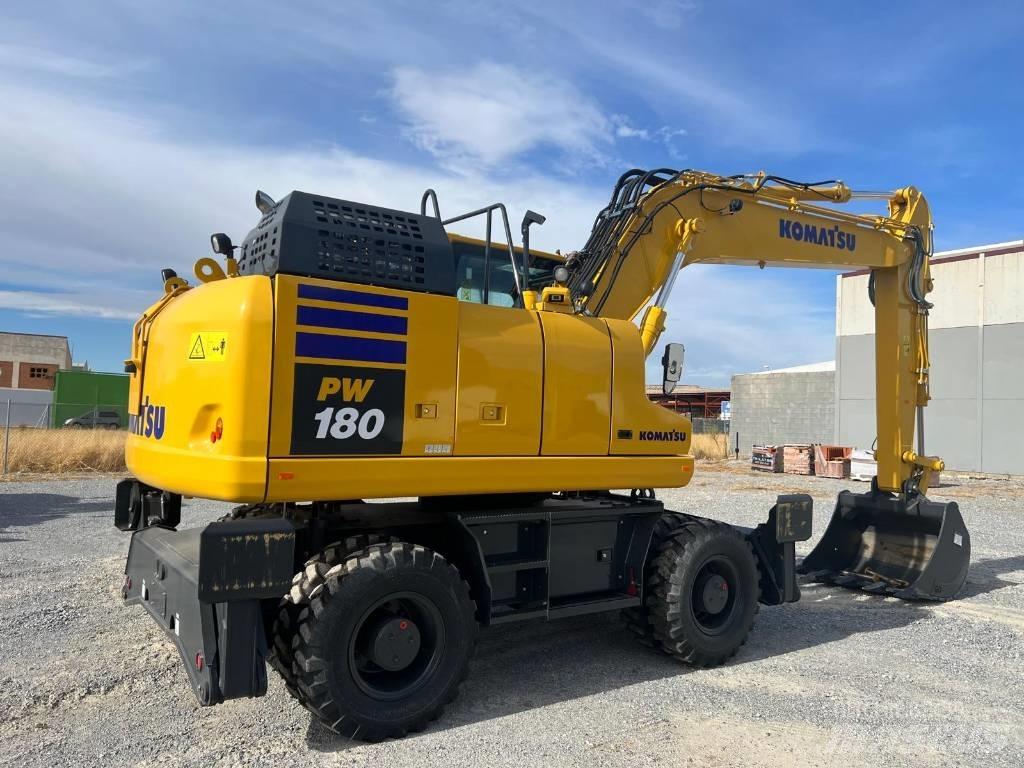 Komatsu PW 180 Kolová rýpadla