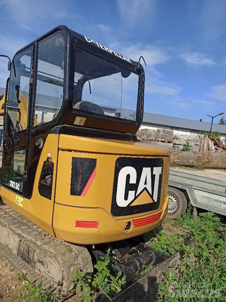 CAT 302.5 C Mini rýpadla < 7t