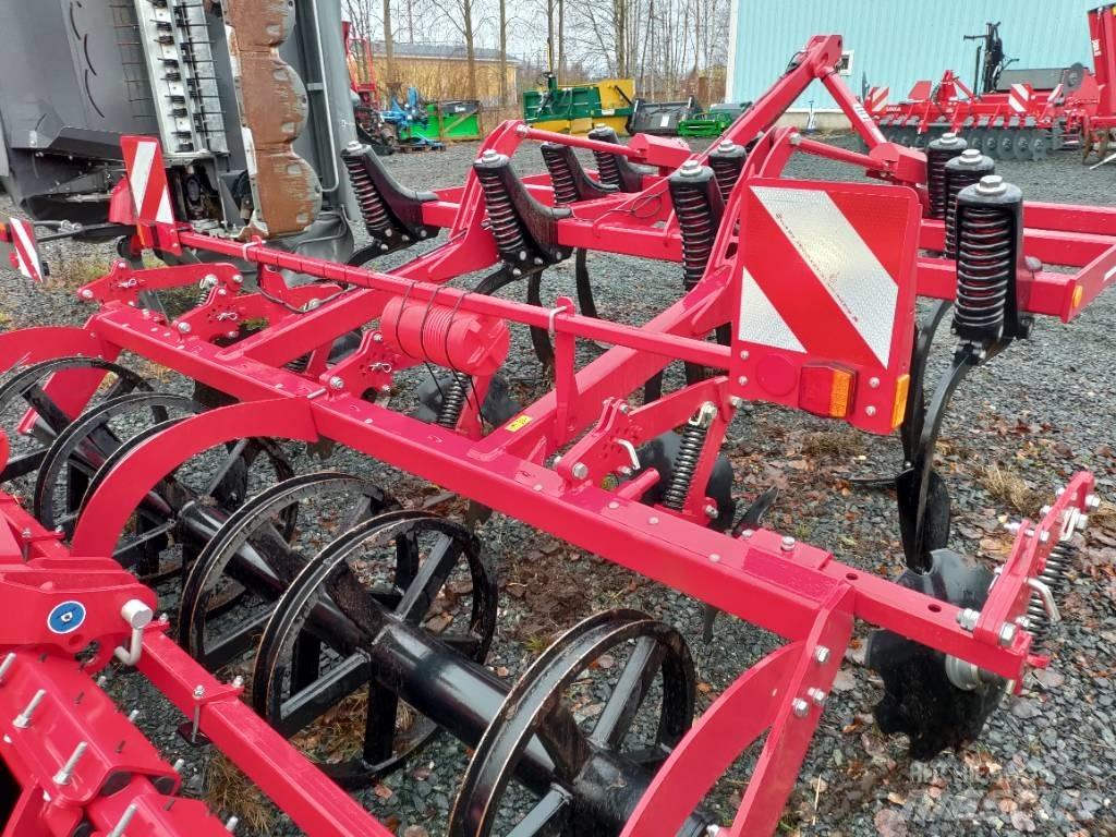 Horsch Terrano 3 FX Kultivátory