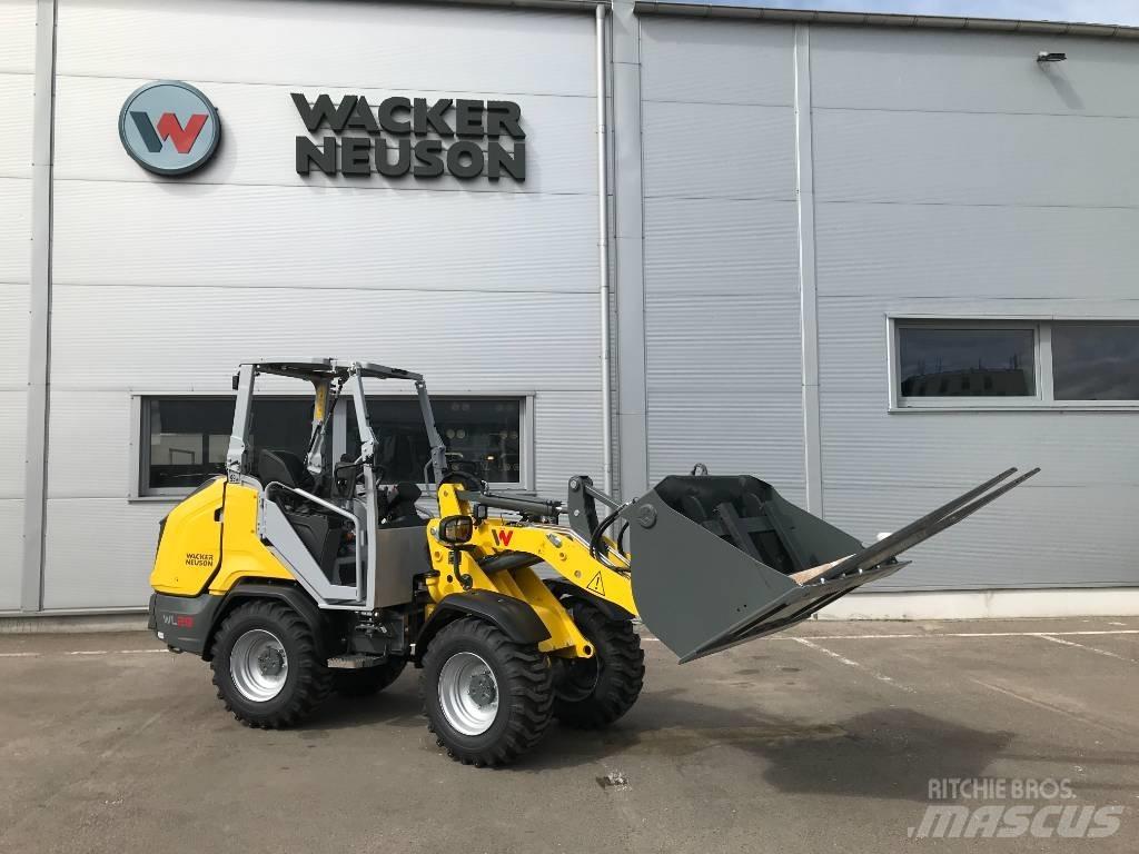 Wacker Neuson WL28 Nosiče nářadí