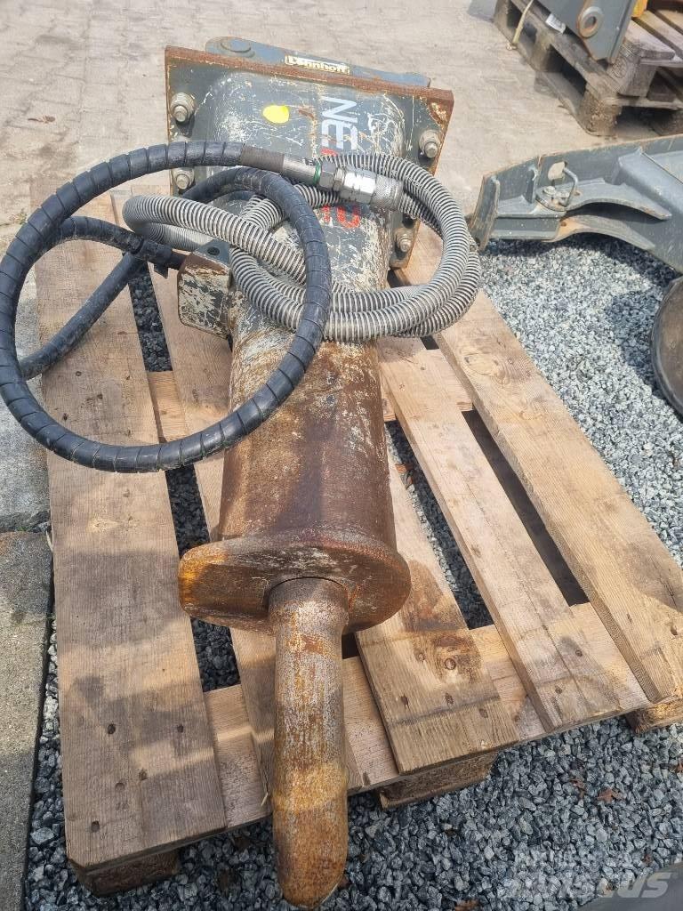 Wacker Neuson NE22 Drtící lopaty
