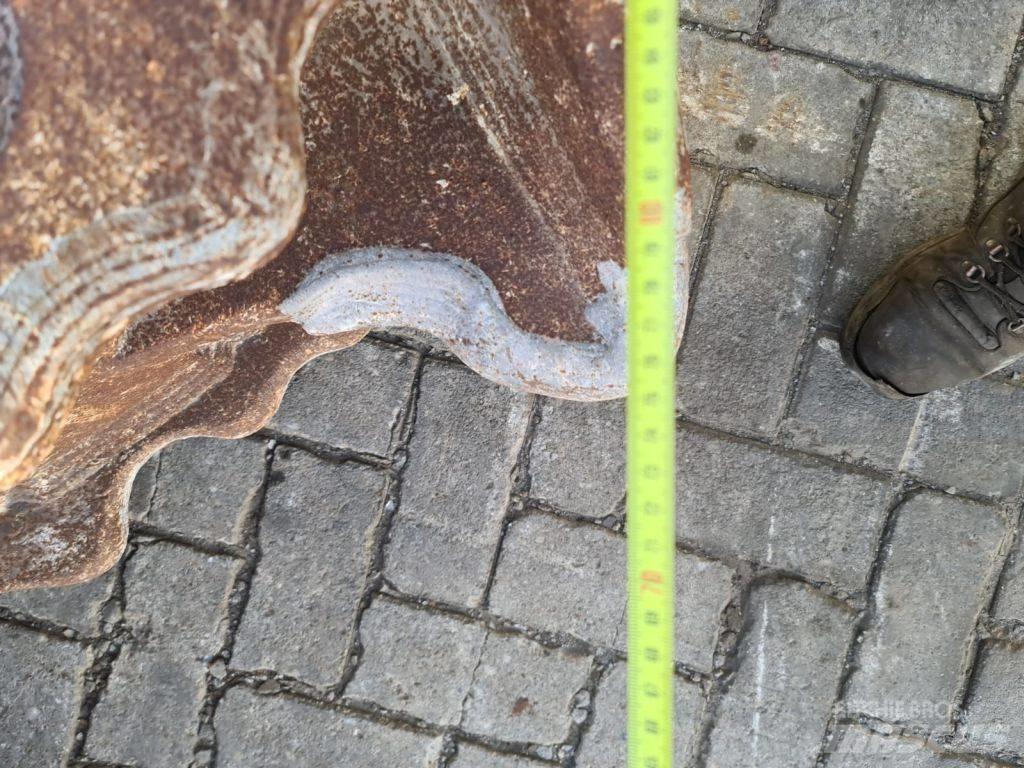 Montabert MB 400 Frézy, nůžky