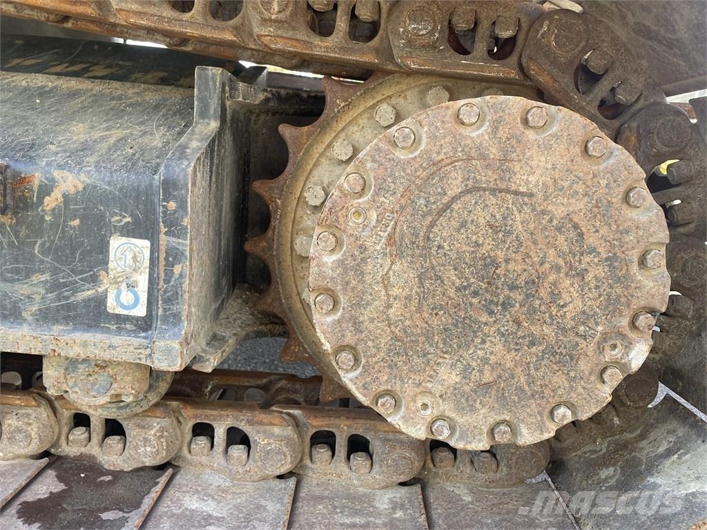Hitachi ZE160LC-6 Pásová rýpadla