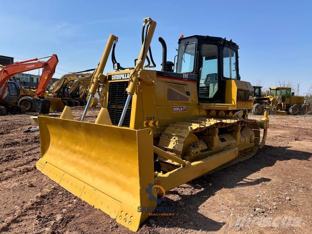 CAT D 6 G Pásové dozery