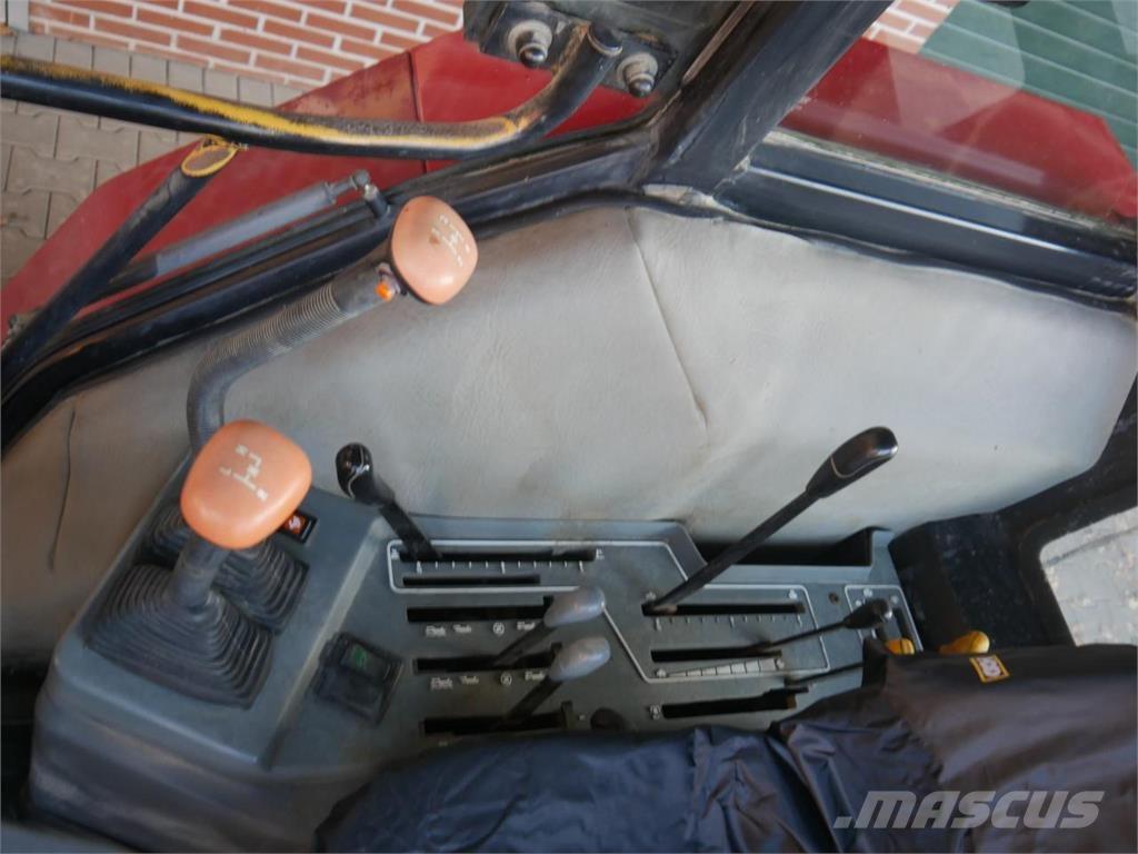 Case IH 4230 2wd Traktory