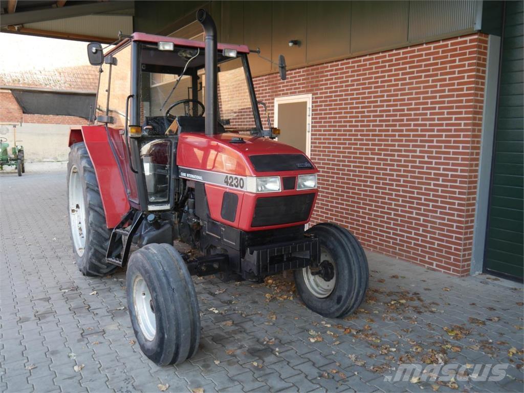 Case IH 4230 2wd Traktory