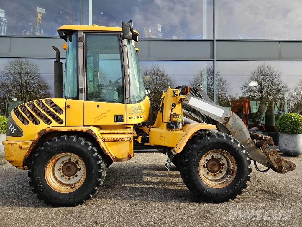 Volvo L 35 Kolové nakladače