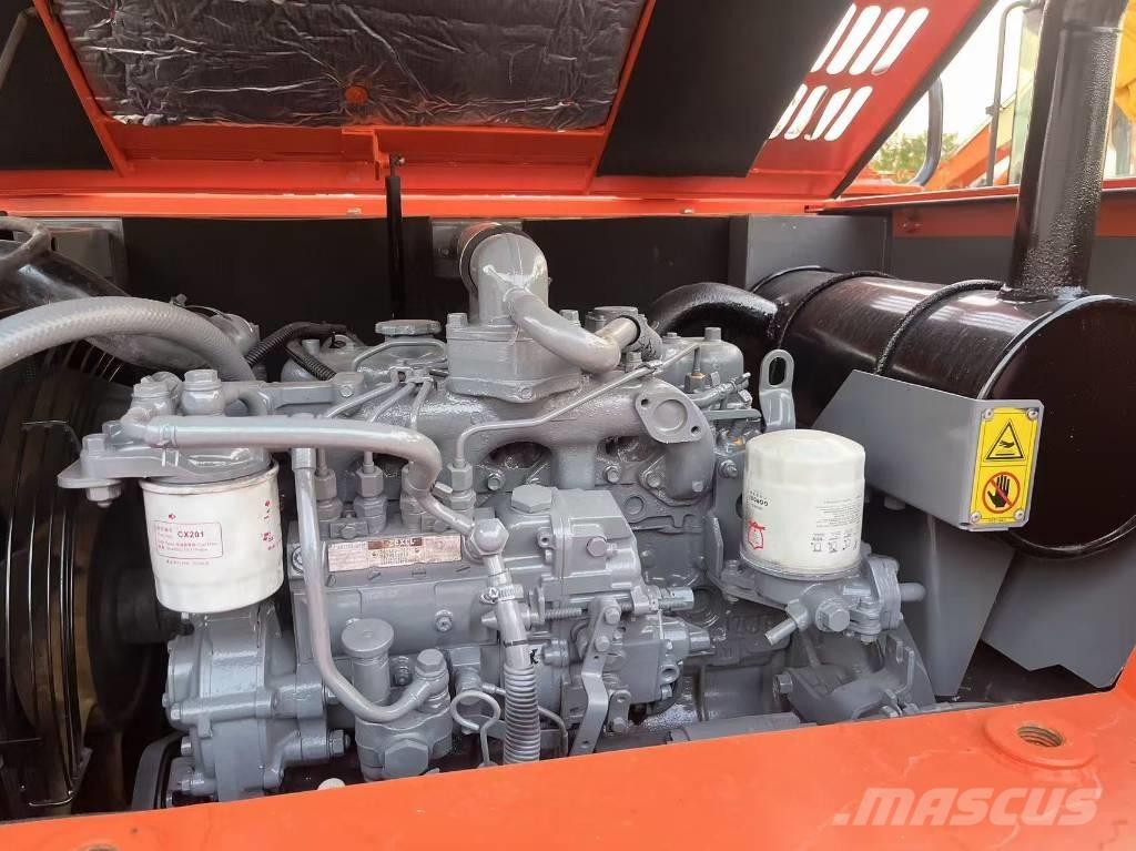 Hitachi ZX 70 Pásová rýpadla