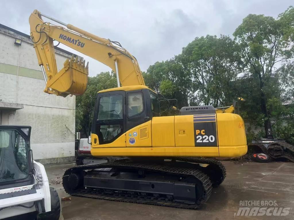 Komatsu PC 220-7 Pásová rýpadla