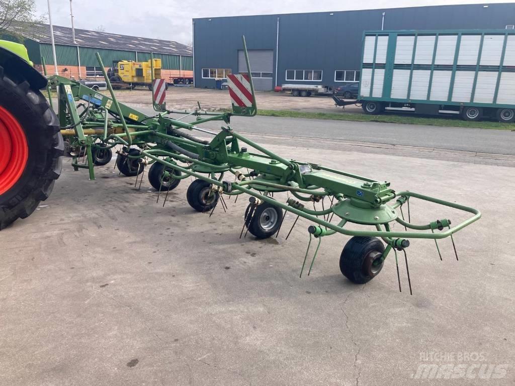 Krone KW 8.82 Obraceče a shrabovače sena