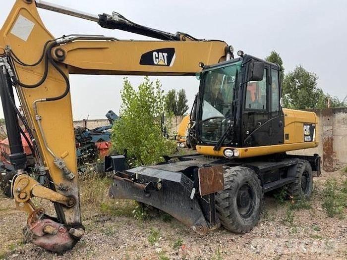 CAT M 322 D Kolová rýpadla