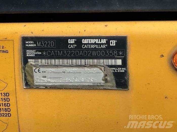 CAT M 322 D Kolová rýpadla