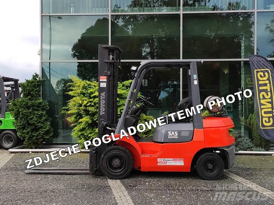 Toyota 42-7FGF25 LPG vozíky