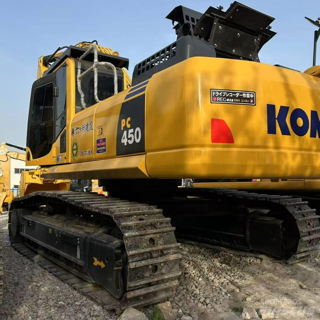 Komatsu 450 Pásová rýpadla