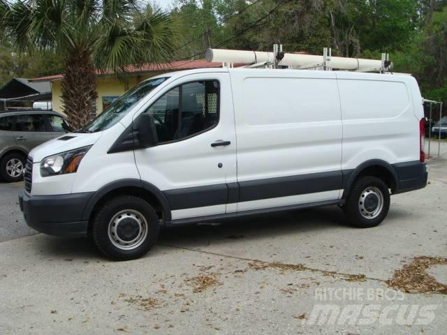 Ford T250 Skříňová nástavba