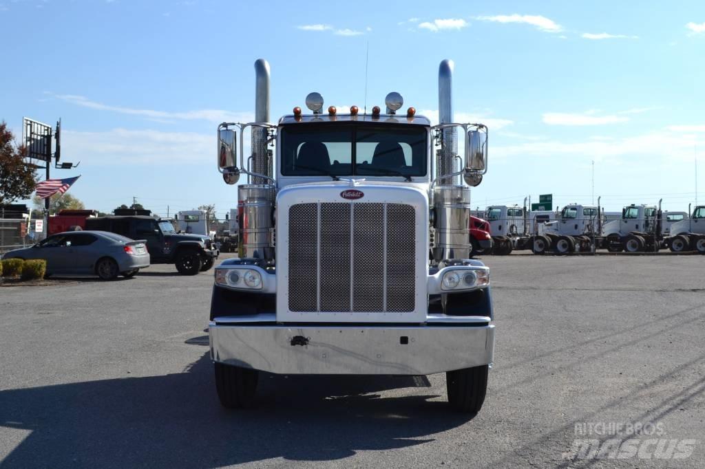 Peterbilt 389 Tahače
