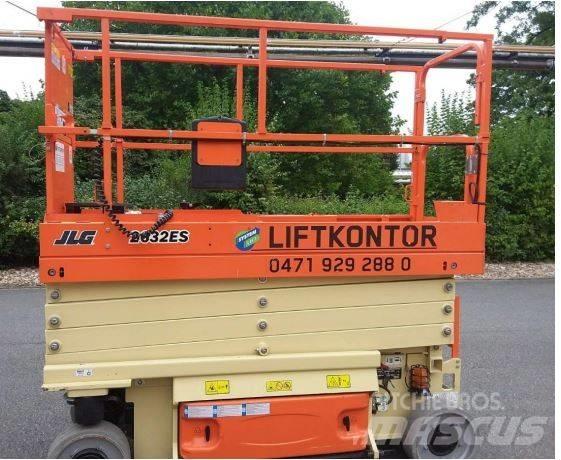 JLG 2632 ES Nůžková zvedací plošina