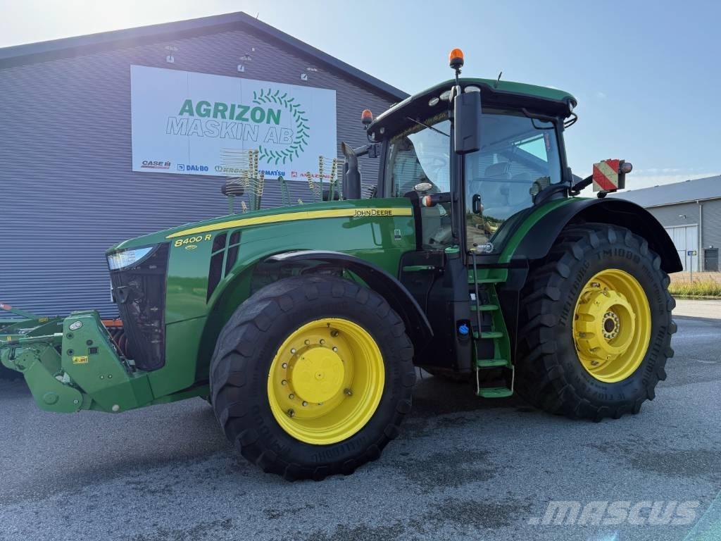 John Deere 8400R Traktory